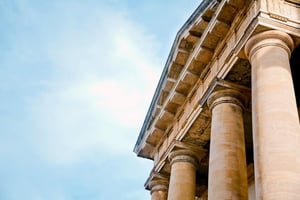 wolfgreenfield.comhubfsFront of an old greek or roman style law building